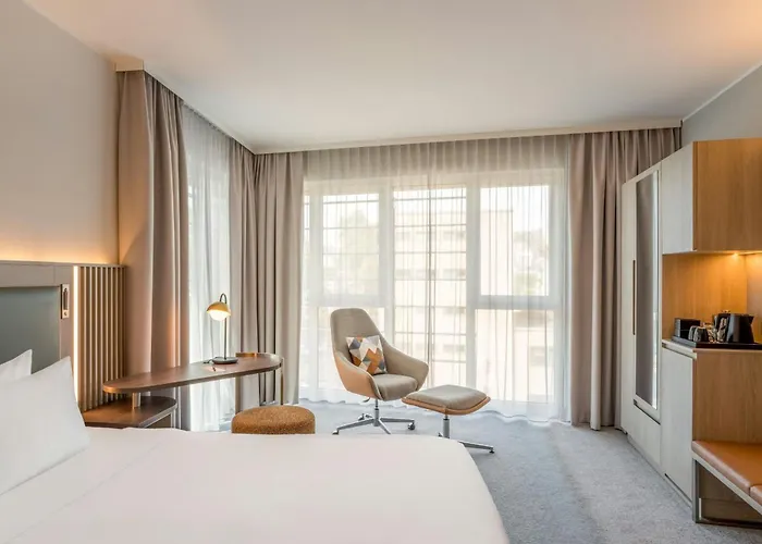 Courtyard By Marriott Cologne Hotel