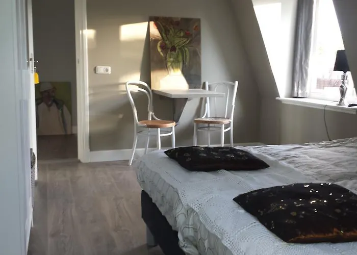 Logies Ommes! Hotel Harlingen