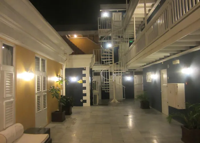 Academy Hotel Curacao Willemstad