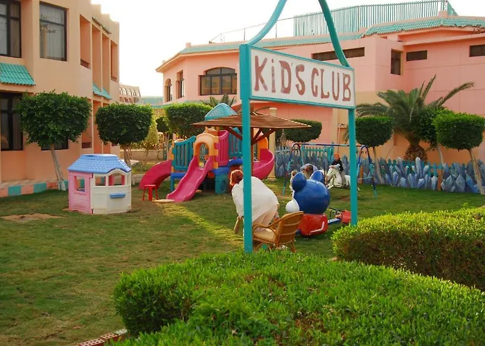 Golden 5 Diamond Beach Hotel & Resort Hurghada