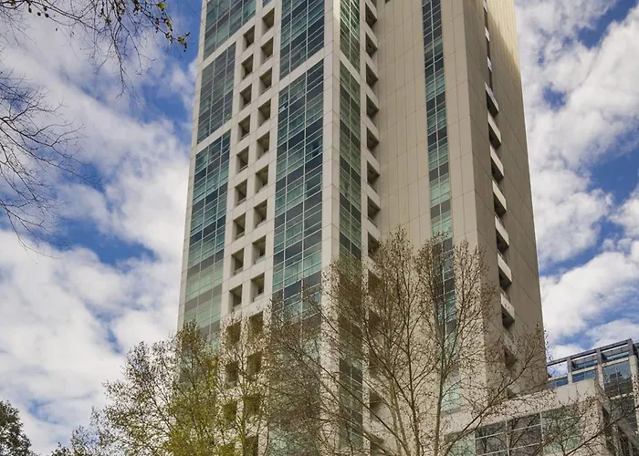 Clarion Suites Gateway Melbourne City