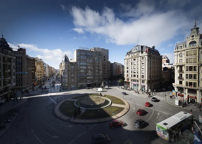 Occidental León Alfonso V Hotel