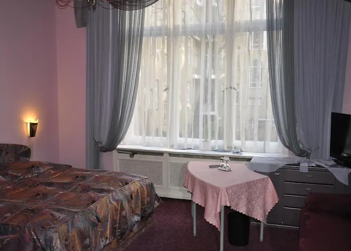 Hotel Pension Savoy near Kurfürstendamm