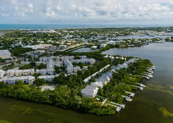 Ocean Key Resort & Spa, A Noble House Resort Key West