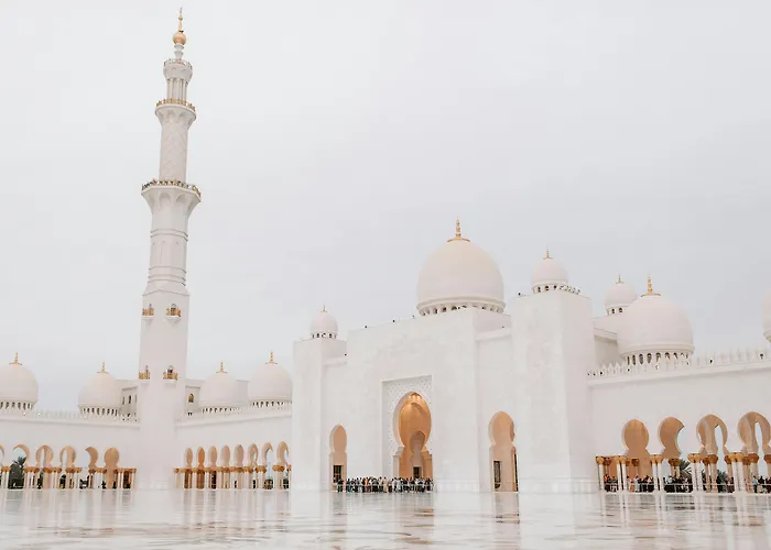 Erth Abu Dhabi Hotel